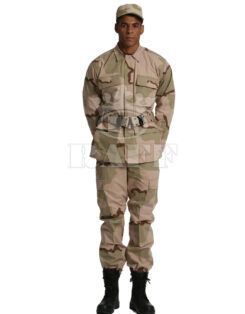 Military Clothing / 1026A